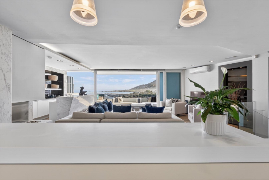 3 Bedroom Property for Sale in Bakoven Western Cape